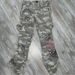 Venus Y2K camo pants